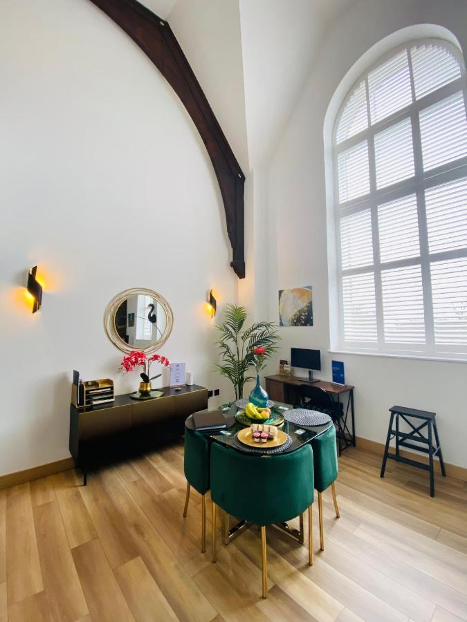 Luxury 1 Bedroom Duplex With Free Parking Плаймаут Экстерьер фото